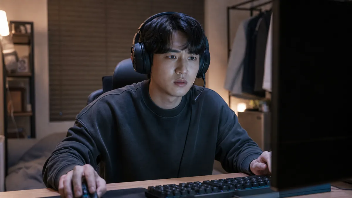 온라인 게임 채팅의 성적 목적 여부로 통신매체이용음란 조사를 받은 의뢰인